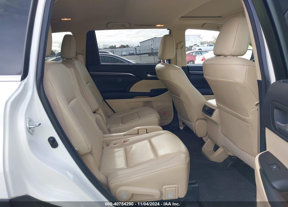 2015 TOYOTA HIGHLANDER LIMITED V6 VIN: 5TDDKRFH1FS121039