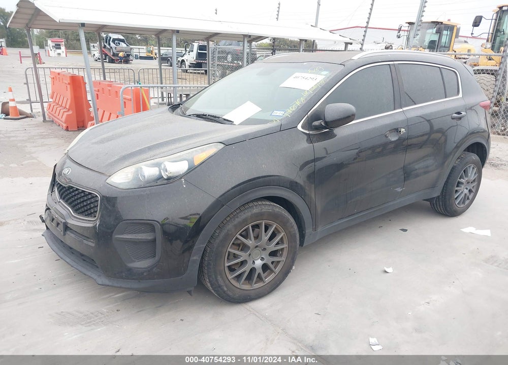 2018 KIA SPORTAGE LX VIN: KNDPM3AC3J7398360