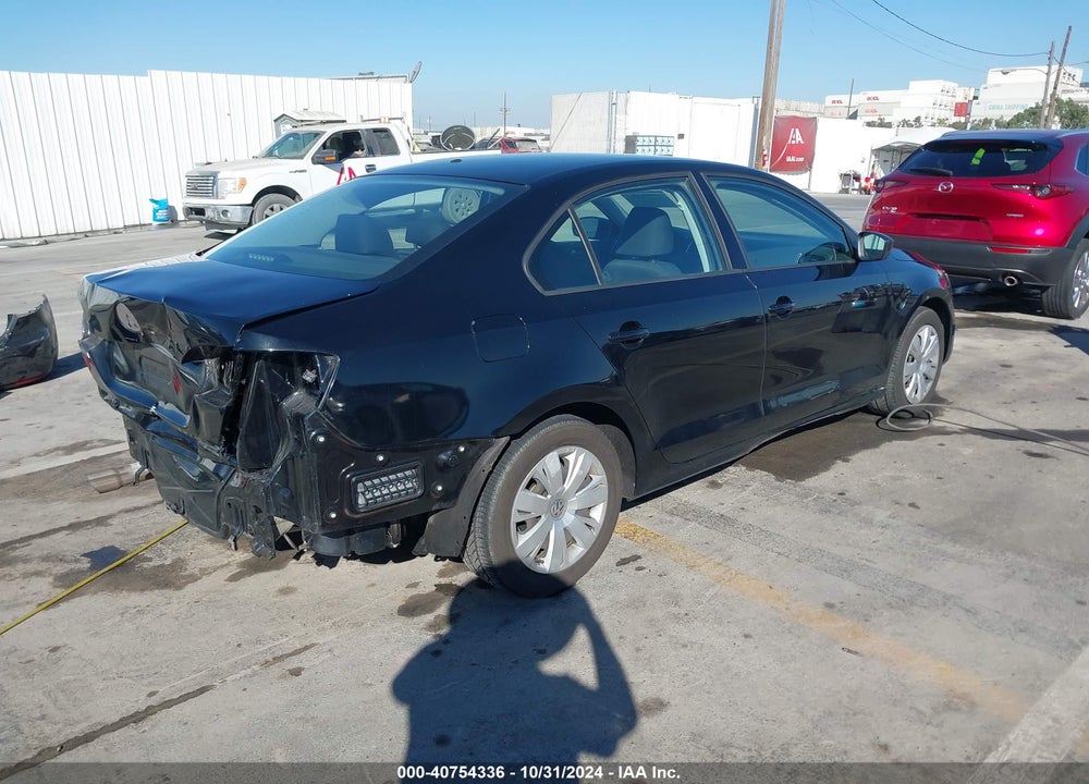 2014 VOLKSWAGEN JETTA 2.0L S VIN: 3VW2K7AJ6EM392924