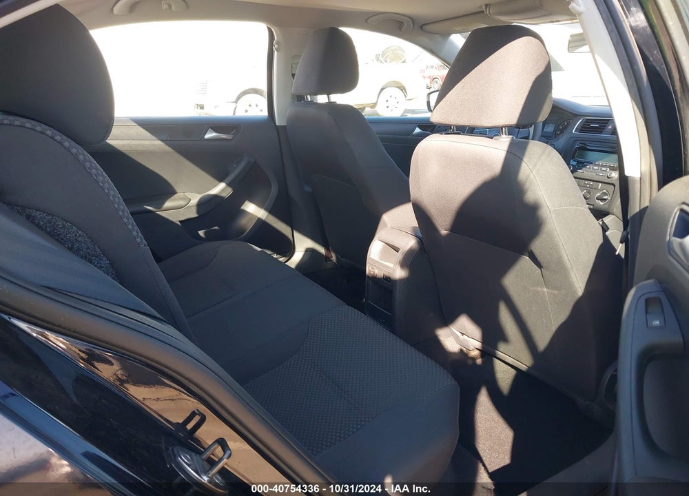 2014 VOLKSWAGEN JETTA 2.0L S VIN: 3VW2K7AJ6EM392924