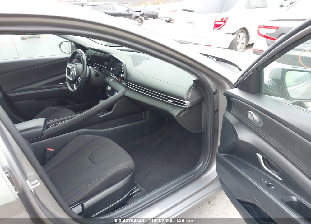 2021 HYUNDAI ELANTRA SEL VIN: KMHLN4AG1MU130784