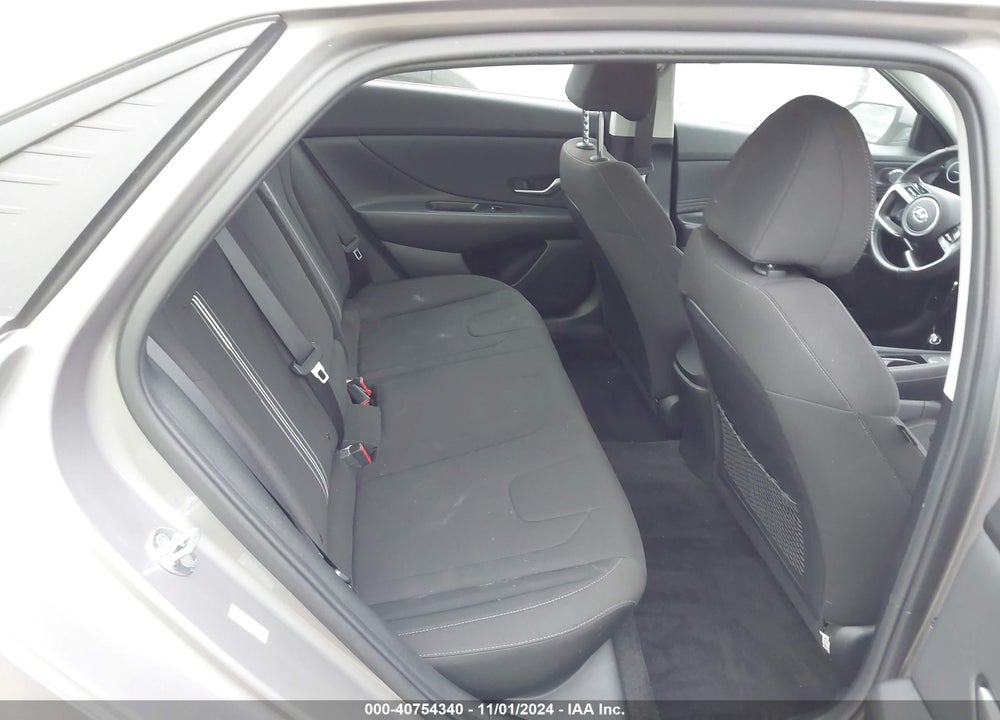 2021 HYUNDAI ELANTRA SEL VIN: KMHLN4AG1MU130784