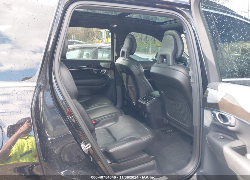 2018 VOLVO XC90 T6 MOMENTUM VIN: YV4A22PK5J1326046