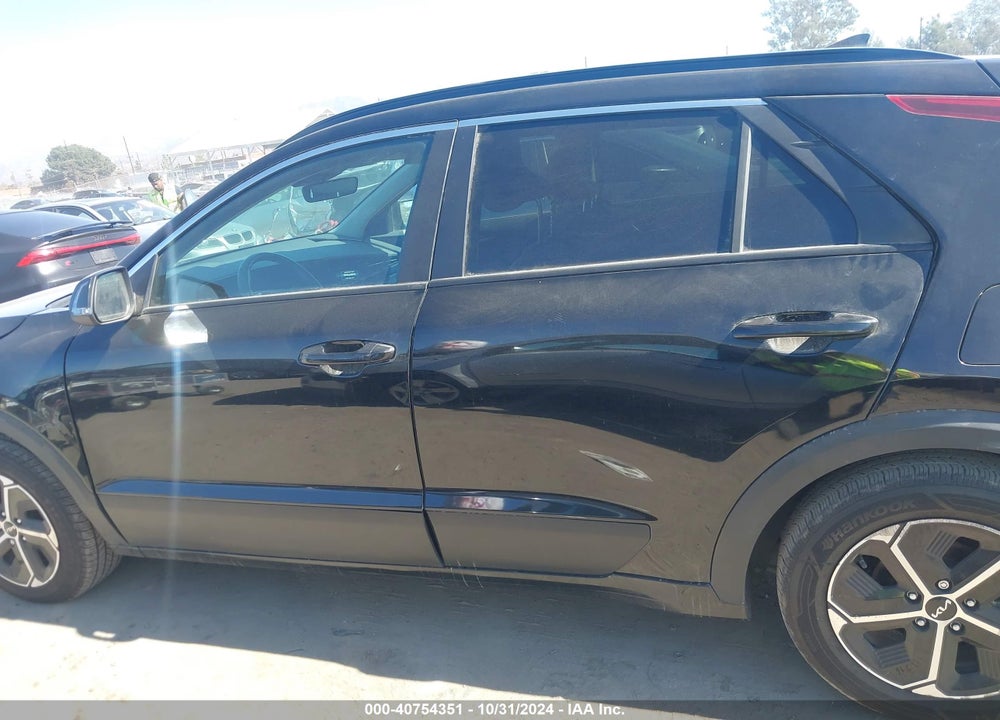 2023 KIA NIRO EX VIN: KNDCR3LE6P5046215