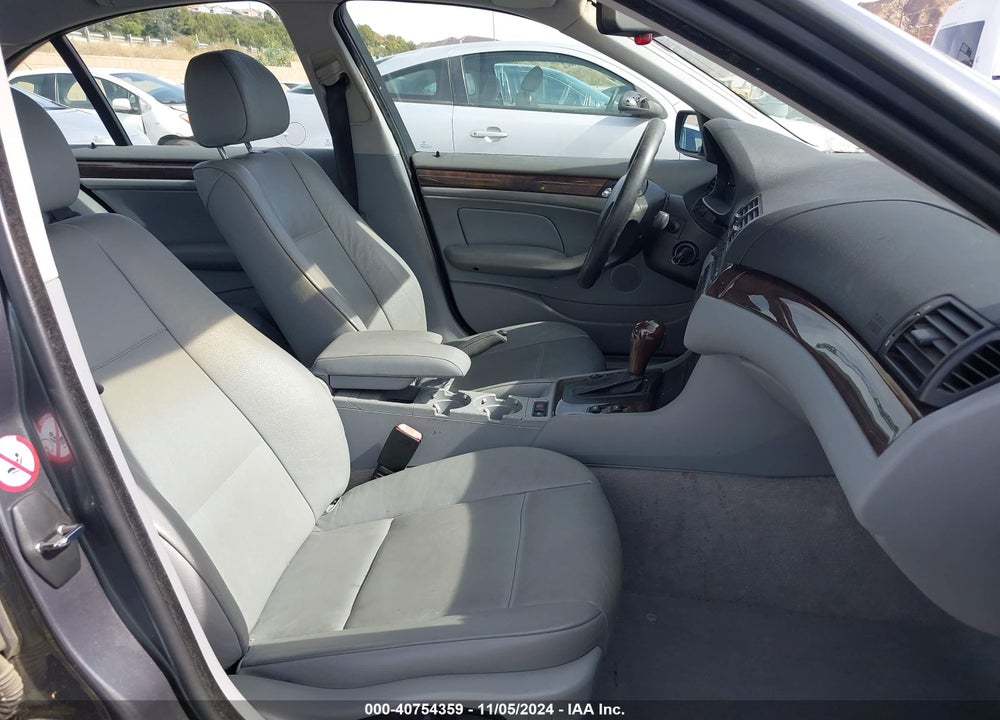 2002 BMW 325I VIN: WBAET37412NJ21100