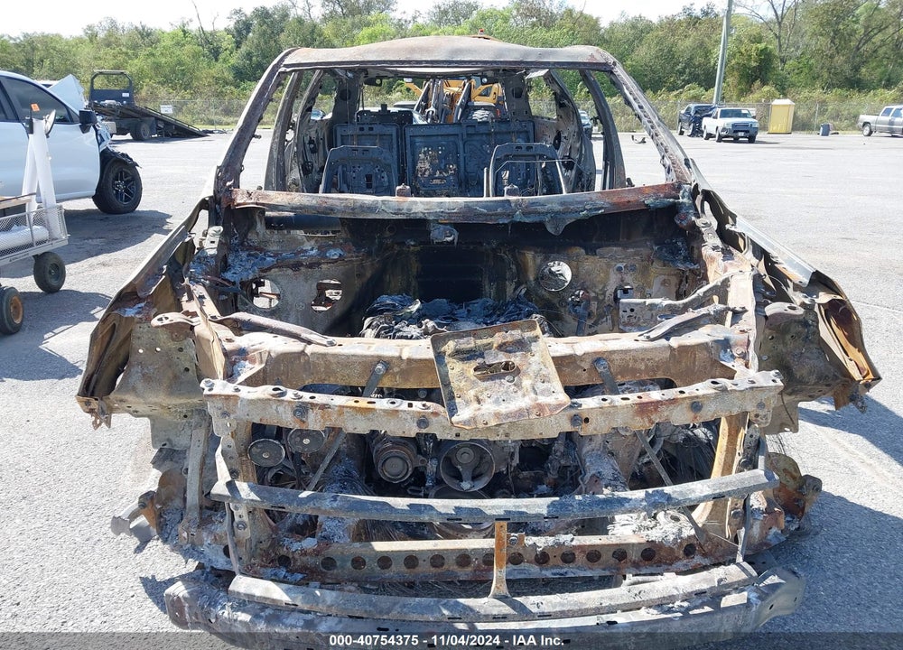 2022 CHEVROLET SUBURBAN VIN: 1GNSKCKD1NR286326