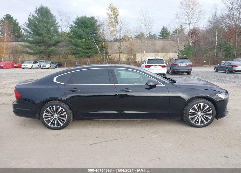 2022 VOLVO S90 B6 MOMENTUM VIN: LVY062MK4NP252539