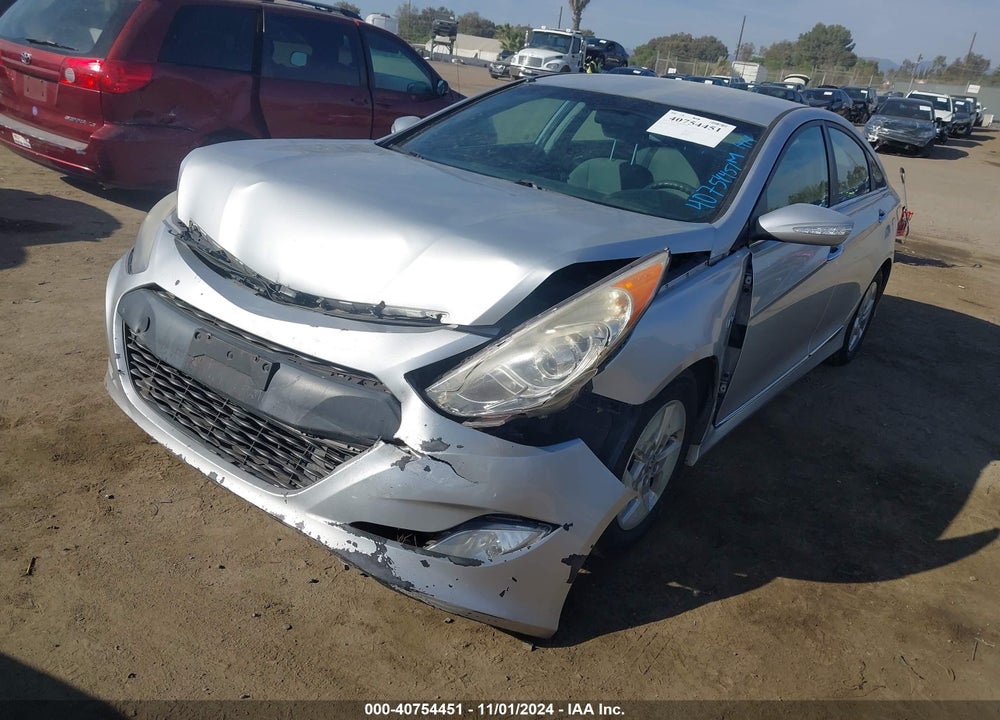 2011 HYUNDAI SONATA HYBRID VIN: KMHEC4A40BA012213