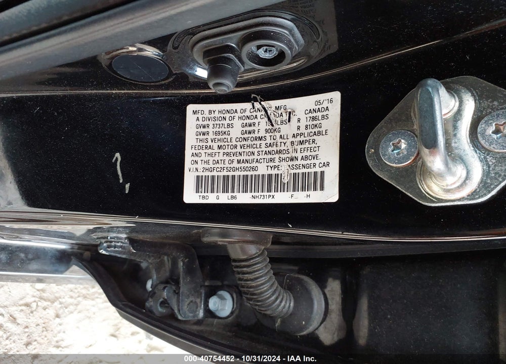 2016 HONDA CIVIC LX VIN: 2HGFC2F52GH550260