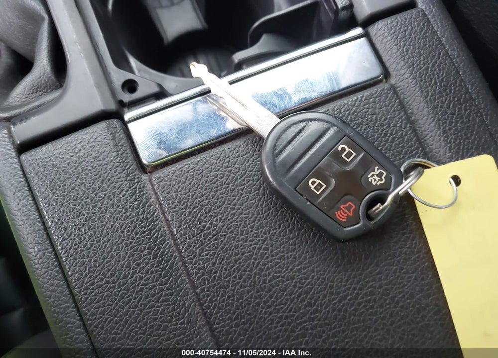 2014 FORD MUSTANG V6 VIN: 1ZVBP8AM1E5316521