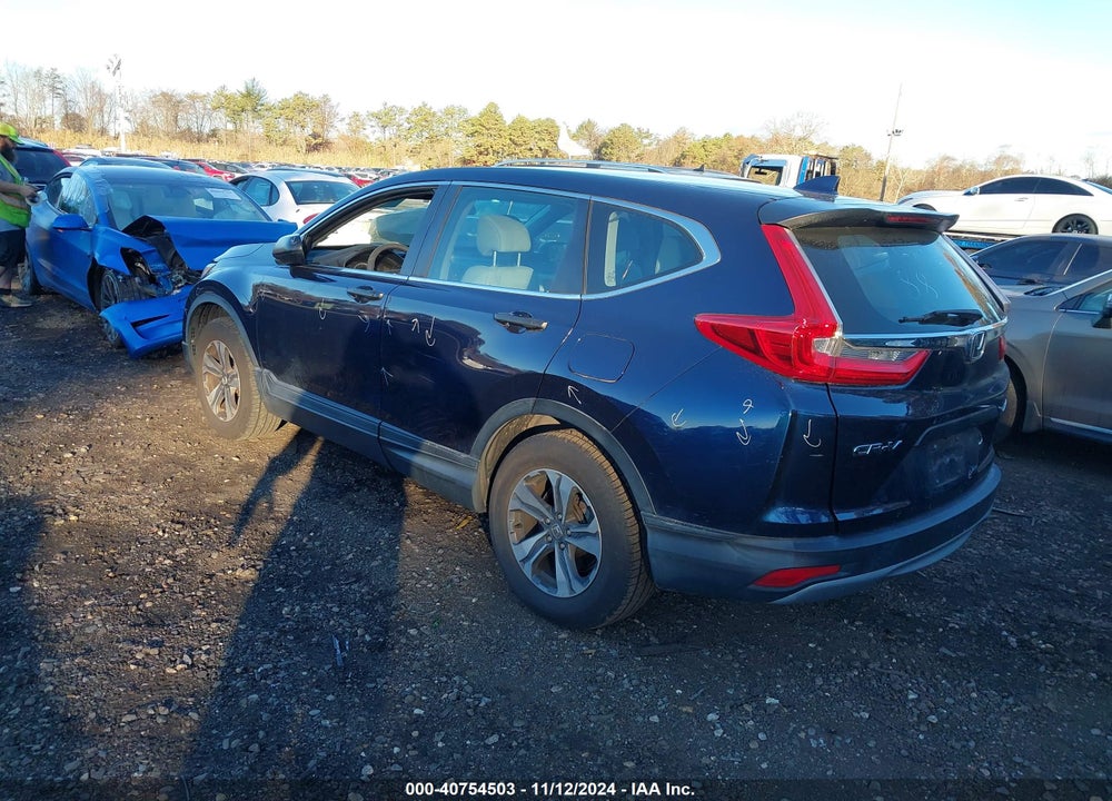 2018 HONDA CR-V LX VIN: 2HKRW6H39JH211824