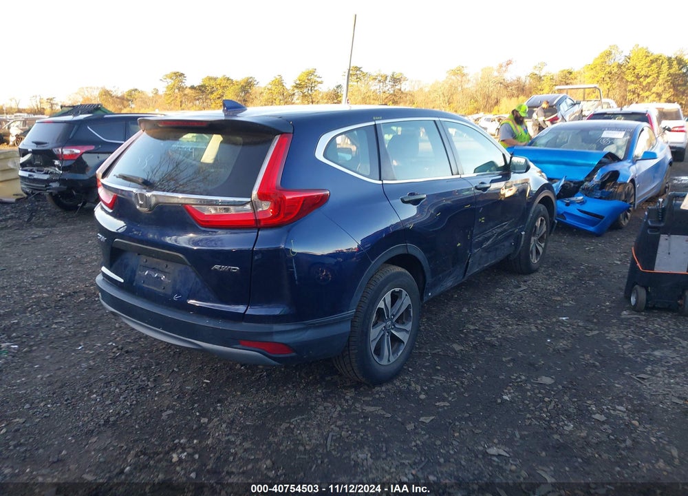 2018 HONDA CR-V LX VIN: 2HKRW6H39JH211824