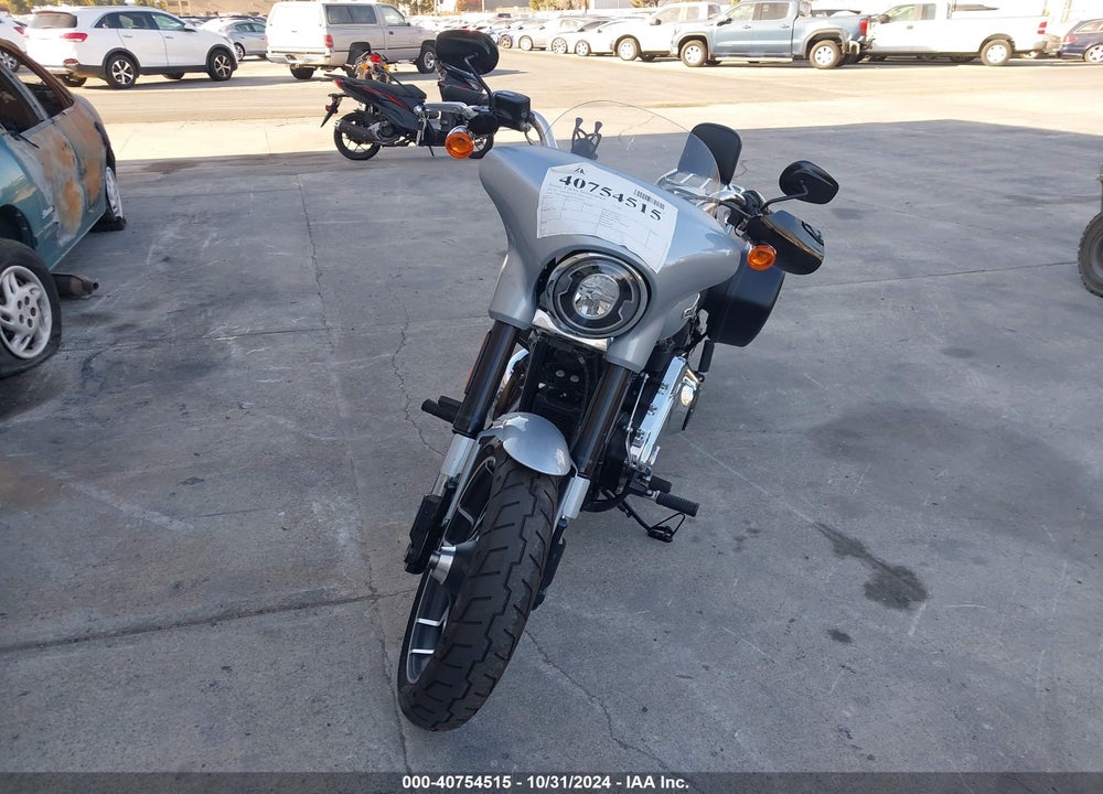 2019 HARLEY-DAVIDSON FLSB VIN: 1HD1YMJ67KB032344