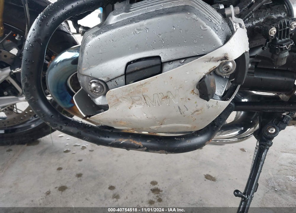 2015 BMW R NINE T VIN: WB10A1600FZ398354