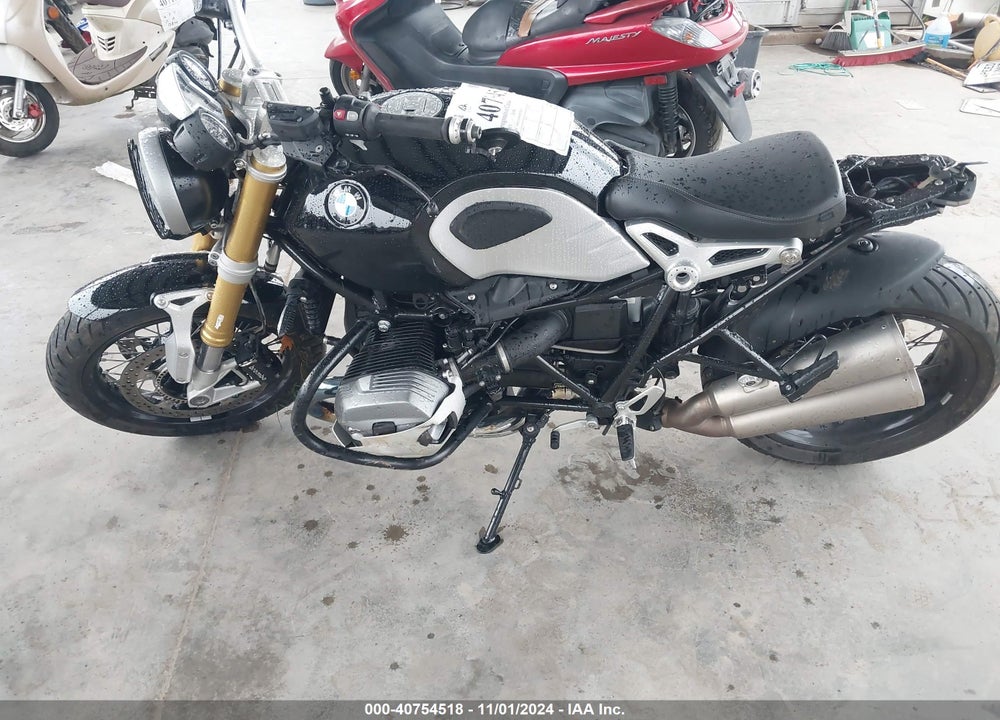 2015 BMW R NINE T VIN: WB10A1600FZ398354