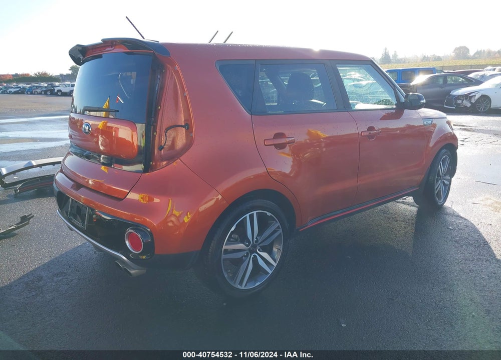 2018 KIA SOUL VIN: KNDJX3AA7J7588562