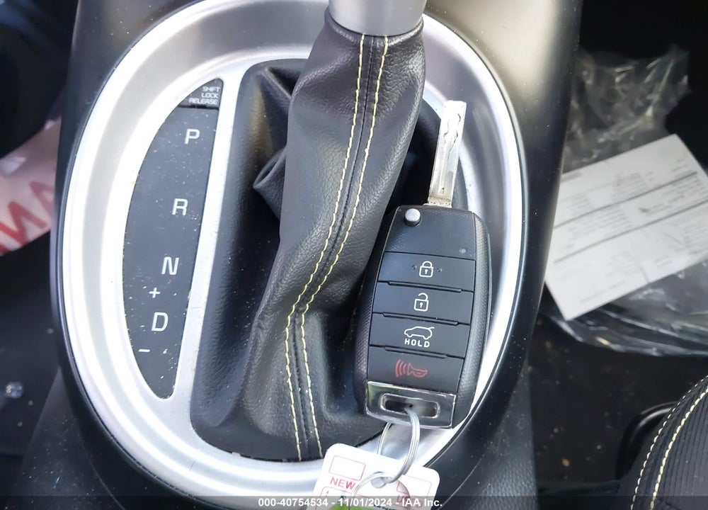 2014 KIA SOUL VIN: KNDJP3A55E7032016