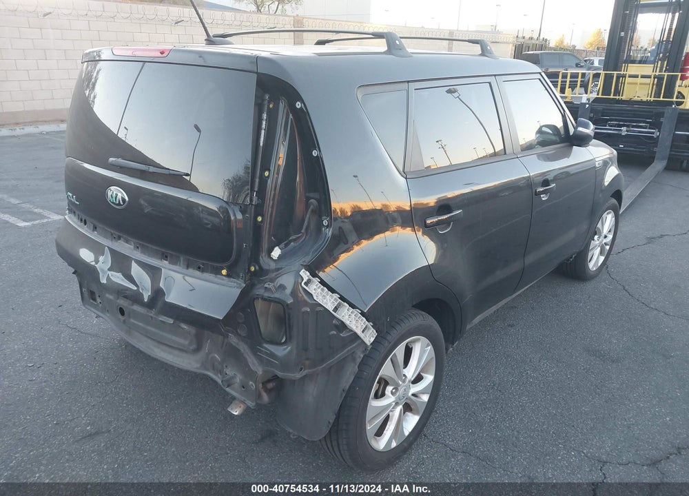 2014 KIA SOUL VIN: KNDJP3A55E7032016