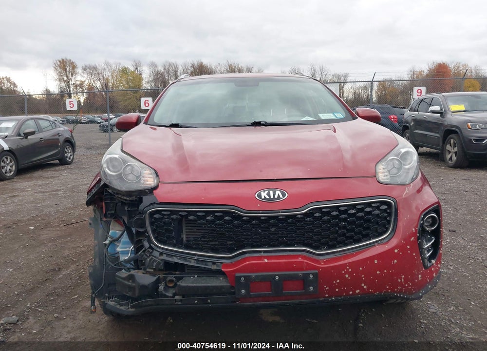2018 KIA SPORTAGE LX VIN: KNDPMCAC8J7466555