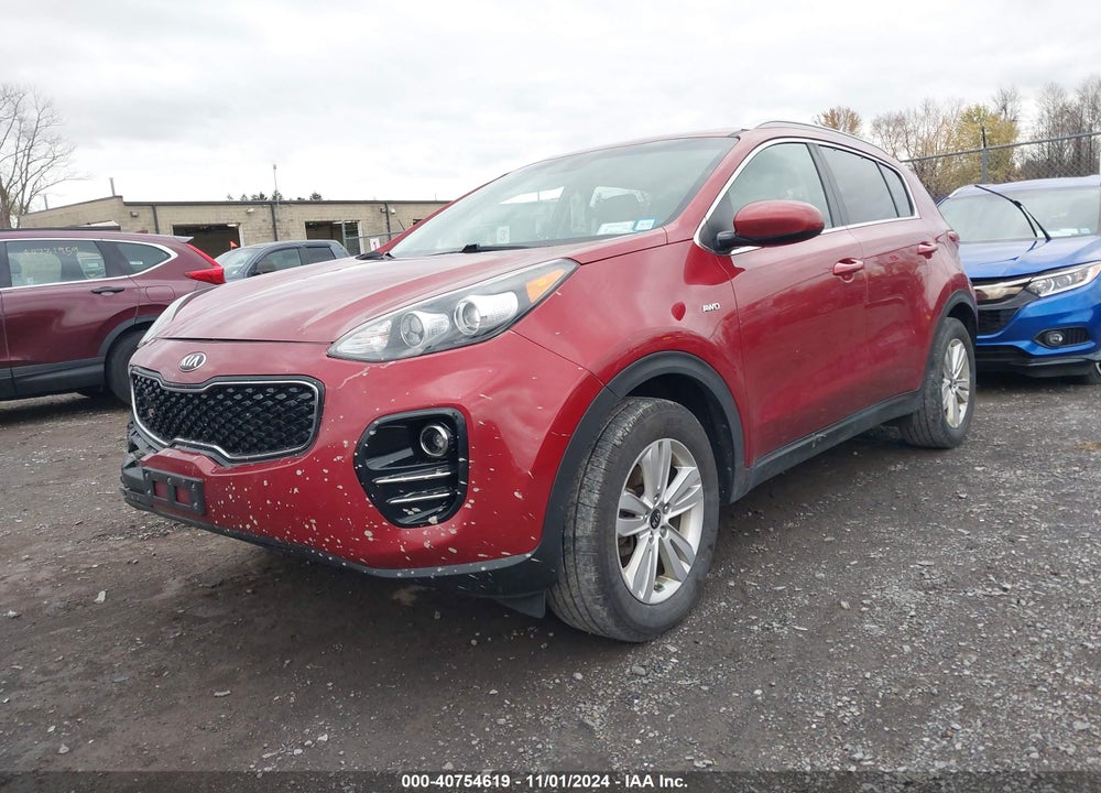 2018 KIA SPORTAGE LX VIN: KNDPMCAC8J7466555