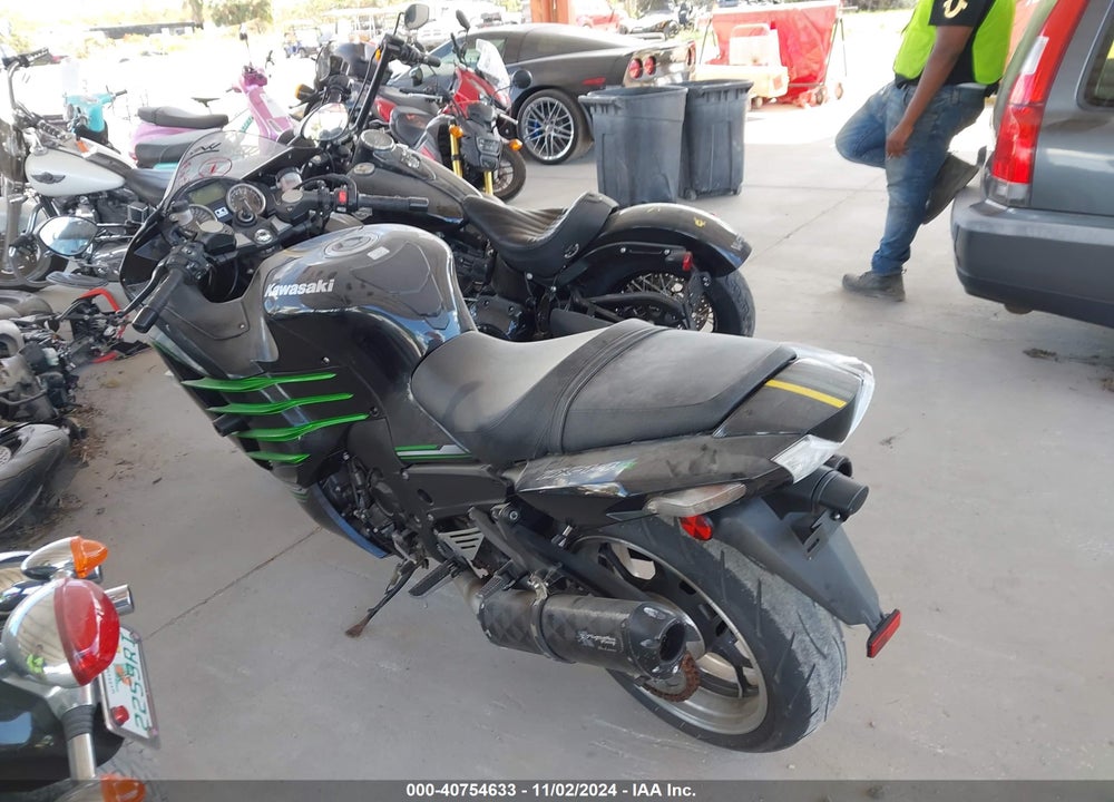 2013 KAWASAKI ZX1400 E VIN: JKBZXNE18DA012761