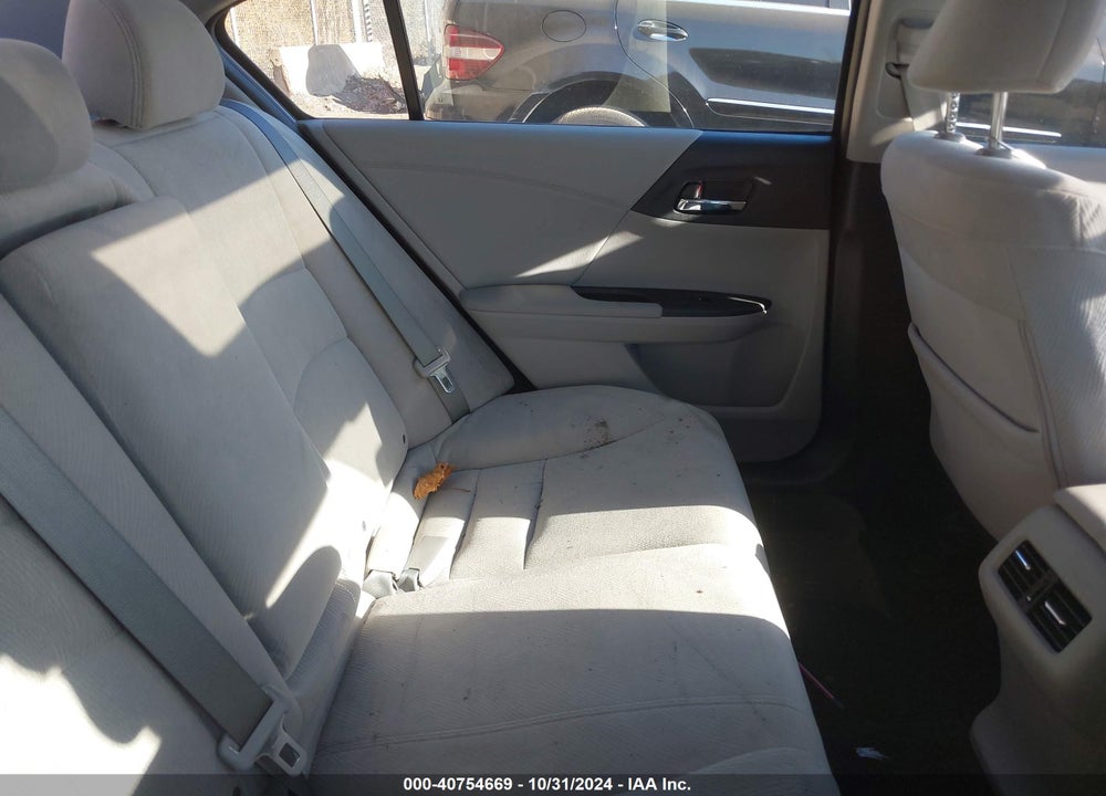 2015 HONDA ACCORD EX VIN: 1HGCR2F74FA167078