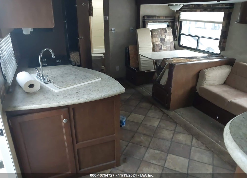 2013 VENTURE SPORT TREK TRAVEL TRAILER VIN: 4EZT12727D8090329