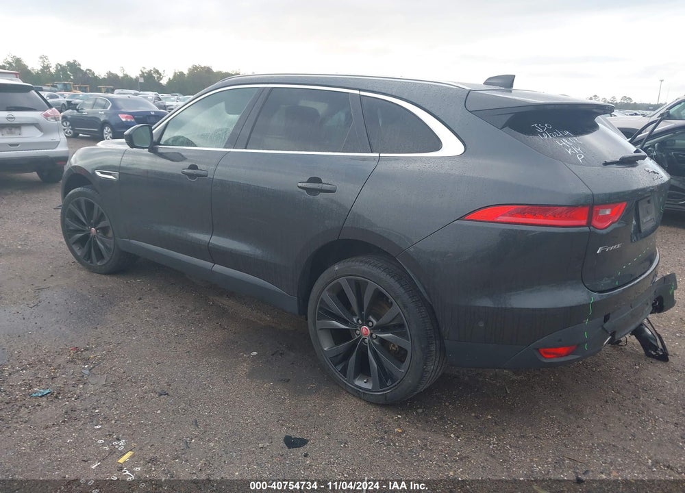 2019 JAGUAR F-PACE 30T PORTFOLIO VIN: SADCN2GX4KA364808