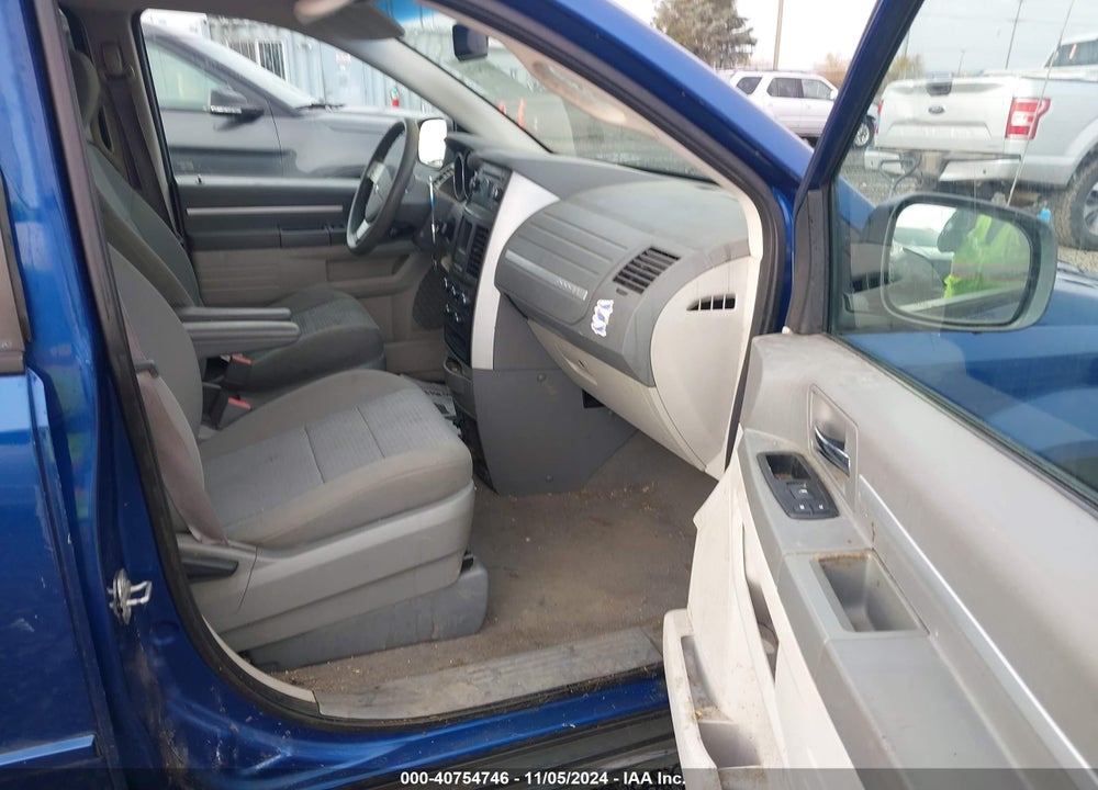 2010 DODGE GRAND CARAVAN SE VIN: 2D4RN4DE7AR164930