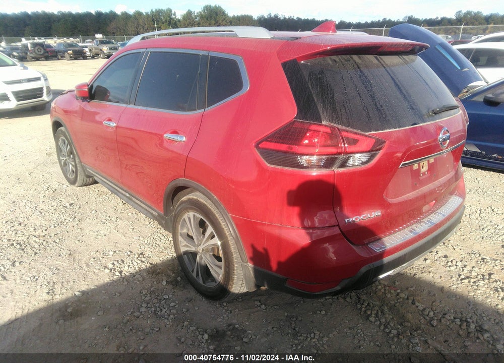 2017 NISSAN ROGUE VIN: JN8AT2MT5HW392370