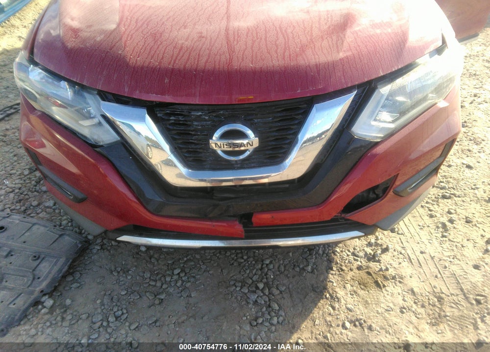 2017 NISSAN ROGUE VIN: JN8AT2MT5HW392370
