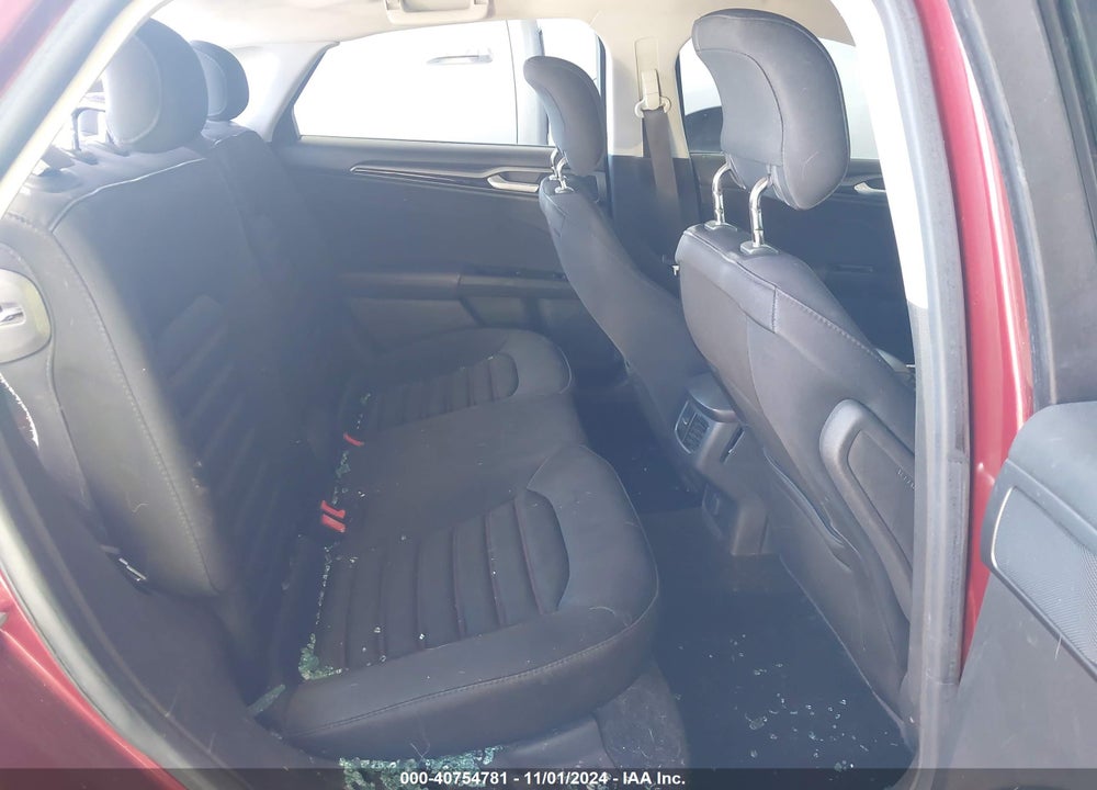 2013 FORD FUSION SE VIN: 3FA6P0H7XDR384887