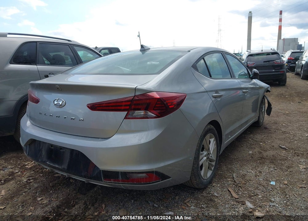 2020 HYUNDAI ELANTRA VIN: 5NPD84LF8LH568165