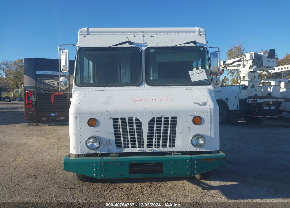 2012 WORKHORSE CUSTOM CHASSIS COMMERCIAL CHASSIS W62 VIN: 5B4LFG2E0C3448146