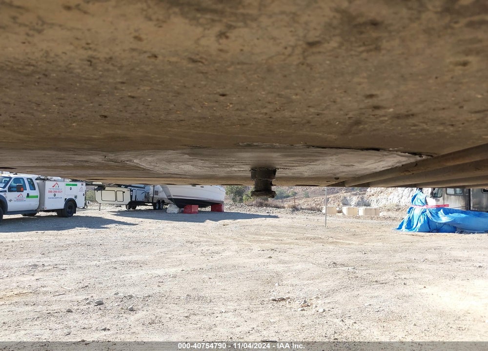 2022 UTILITY TRAILER MFG --- VIN: 1UYVS2533N3512602