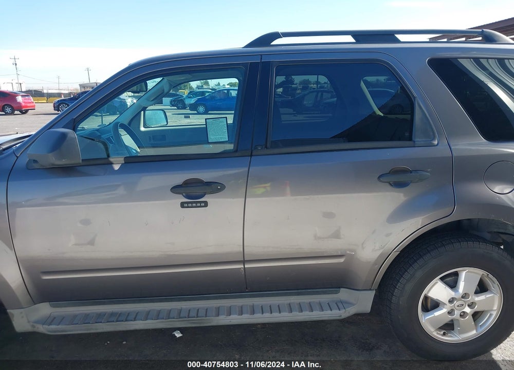2009 FORD ESCAPE XLT VIN: 1FMCU93759KC85399