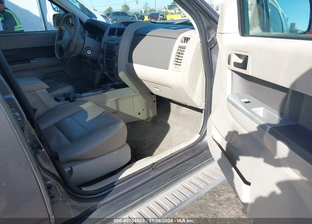 2009 FORD ESCAPE XLT VIN: 1FMCU93759KC85399