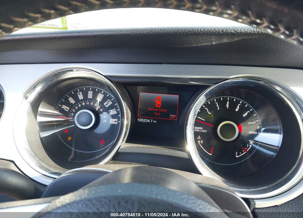 2014 FORD MUSTANG V6 PREMIUM VIN: 1ZVBP8AM3E5206523