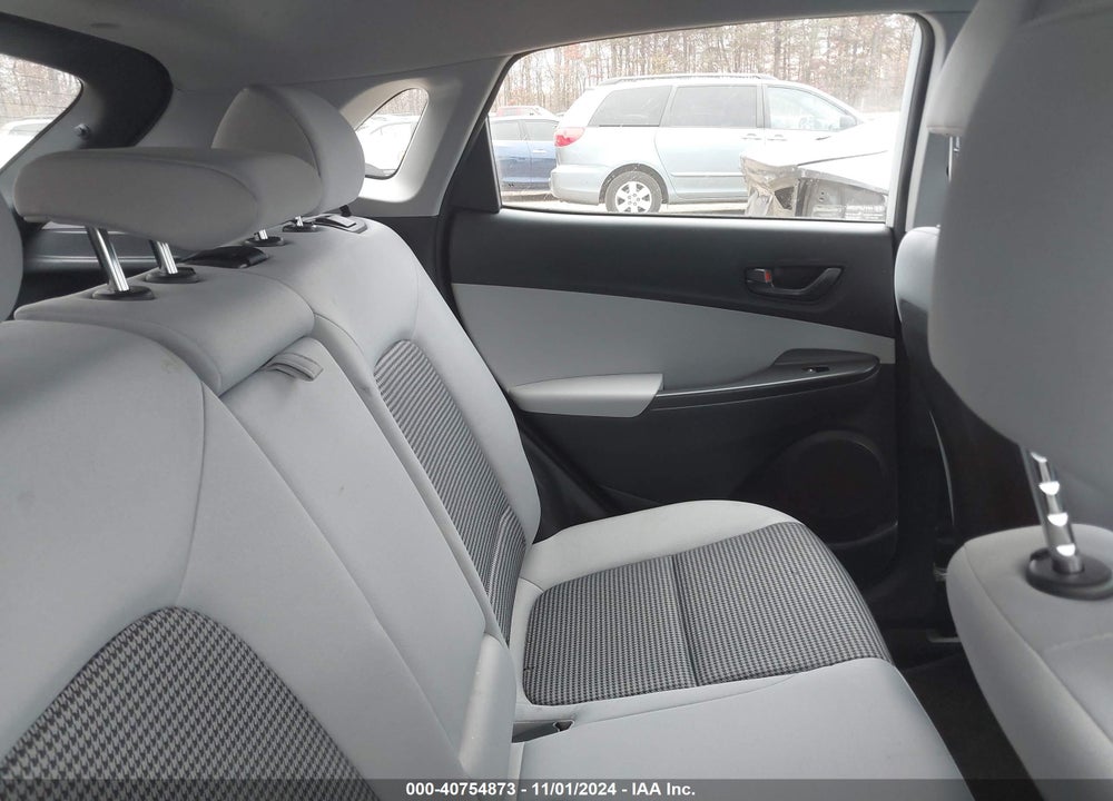 2022 HYUNDAI KONA SE VIN: KM8K2CAB1NU837226
