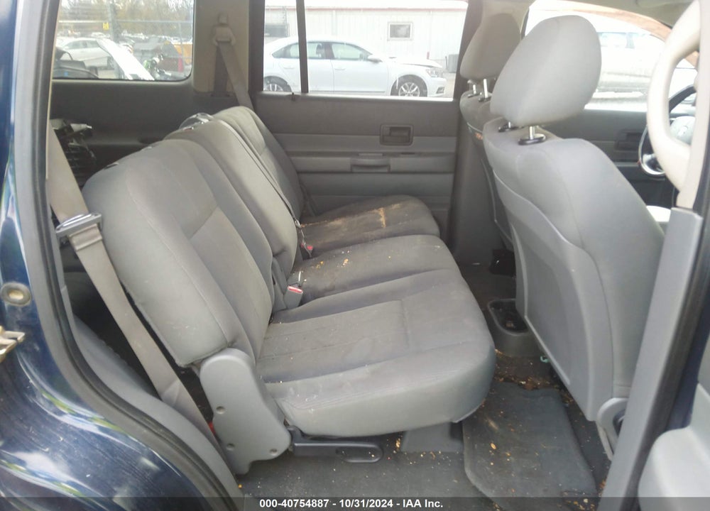 2006 DODGE DURANGO SXT VIN: 1D4HB38N96F172227