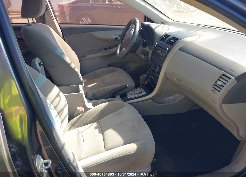 2010 TOYOTA COROLLA LE VIN: 2T1BU4EE0AC402598