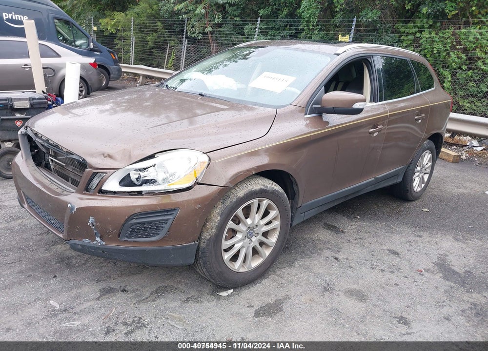 2010 VOLVO XC60 VIN: YV4992DZ9A2111134