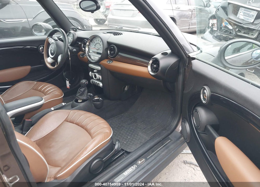 2010 MINI COOPER S VIN: WMWMF7C51ATZ69836