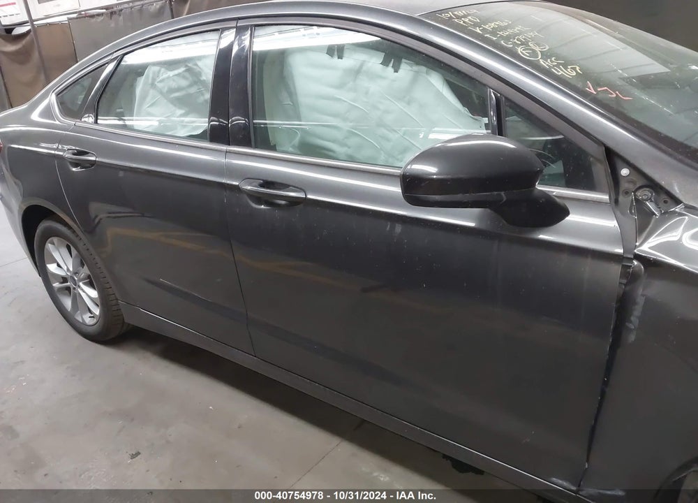 2020 FORD FUSION SE VIN: 3FA6P0HD0LR108965