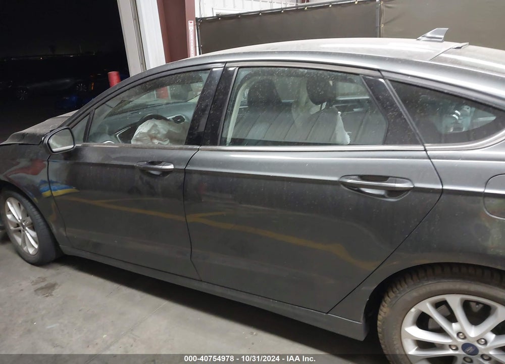 2020 FORD FUSION SE VIN: 3FA6P0HD0LR108965