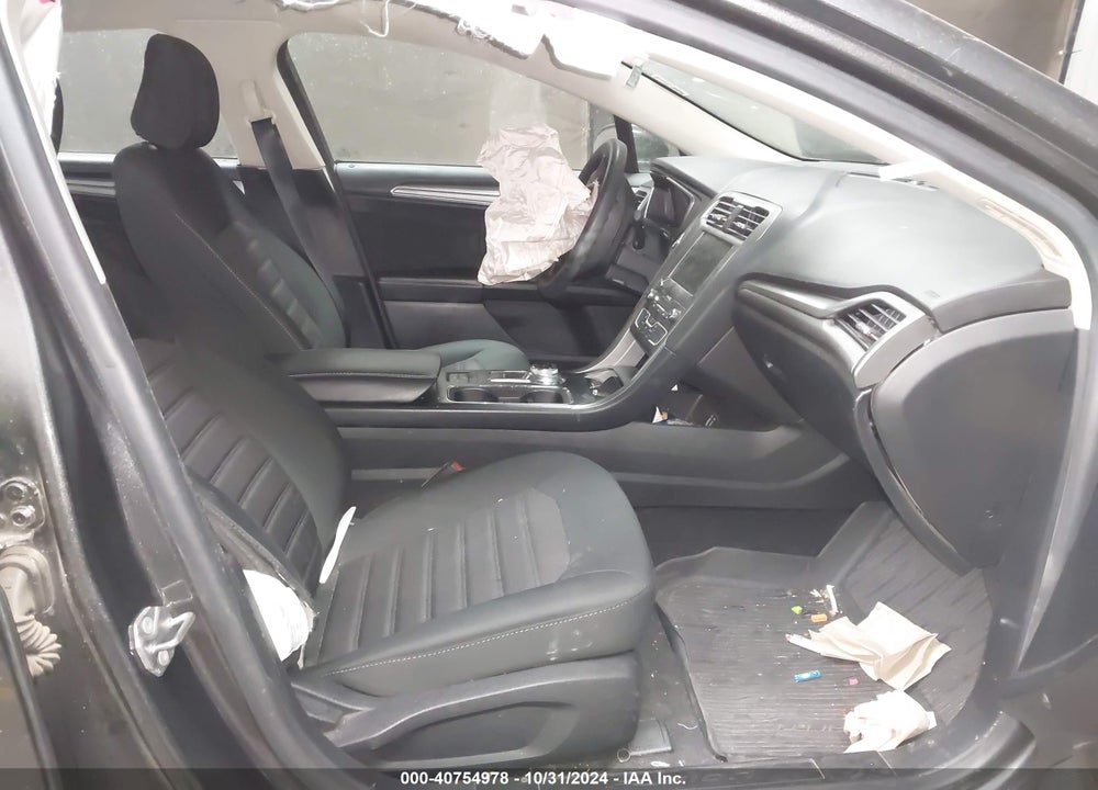 2020 FORD FUSION SE VIN: 3FA6P0HD0LR108965