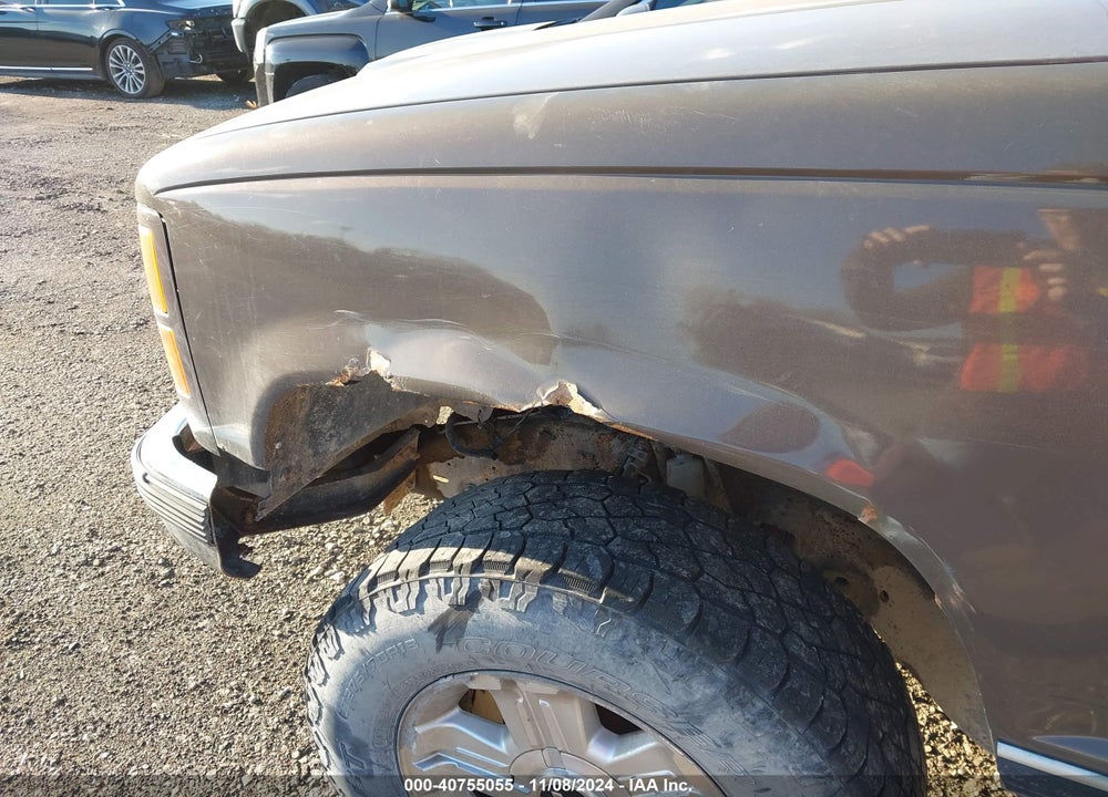 1998 GMC YUKON SLT VIN: 1GKEK13R5WJ723771