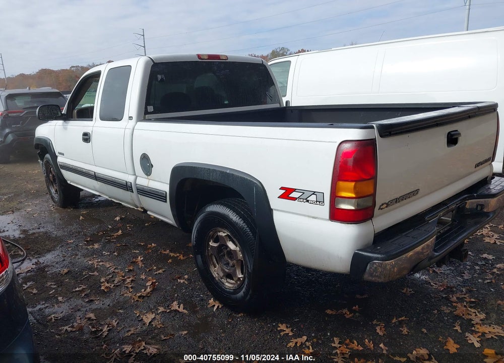 2002 CHEVROLET SILVERADO 1500 LS VIN: 1GCEK19T82E190915