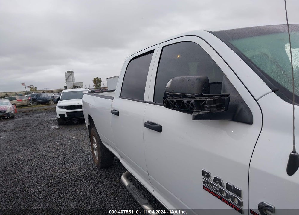 2016 RAM 2500 TRADESMAN VIN: 3C6UR5HLXGG211707
