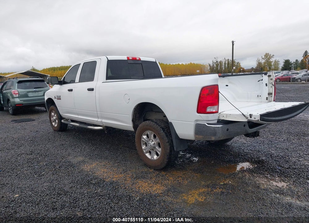 2016 RAM 2500 TRADESMAN VIN: 3C6UR5HLXGG211707